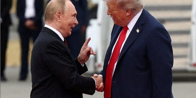 Що розповіла експертка з мови тіла про зустріч Трампа і Путіна (ФОТО, ВІДЕО)