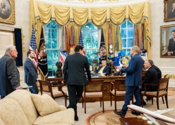 Келлог їде до Києва  – в той самий час, коли Віткофф летить в Москву