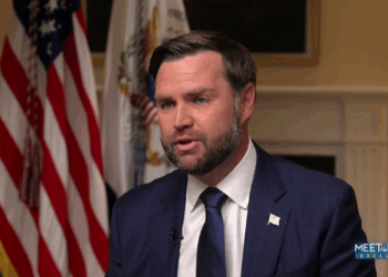 Венс заявив, що росіяни змирилися з тим, що Україна не буде маріонеткою