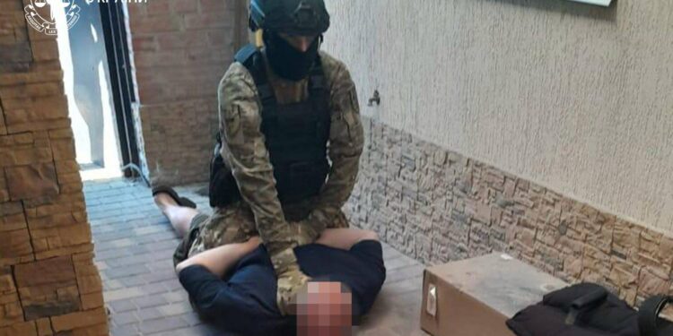 Прокуратура взялася за “смотрящих” – провела 28 обшуків від Франківська до Одеси (ФОТО, ВІДЕО)