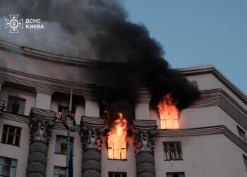 У будівлю Кабміну влетів “Іскандер” – і не вибухнув