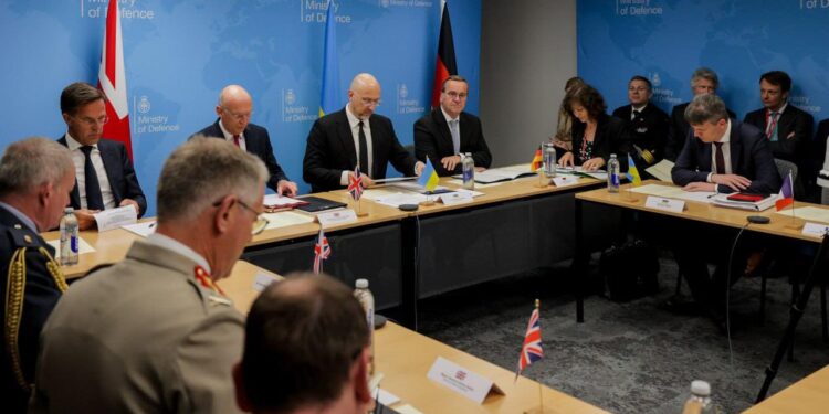 Боєприпаси, Patriot, літаки Mirage, дрони-перехоплювачі і т.п. – Шмигаль розповів, про що домовились на 30-му Рамштайні