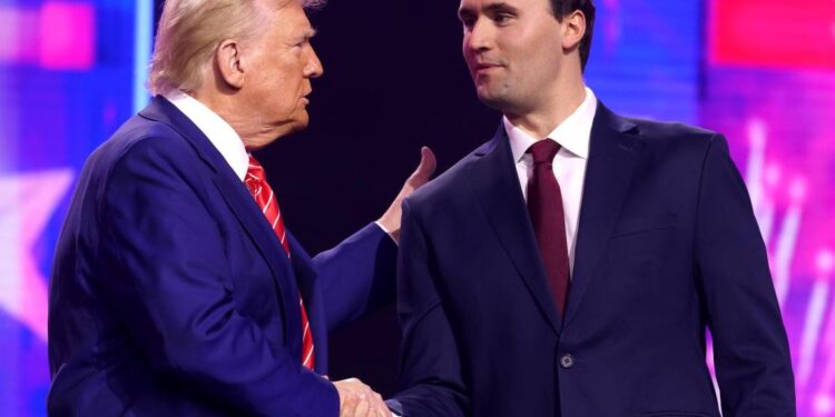 В США здійснили замах на улюбленця Трампа Чарлі Кірка (ВІДЕО)