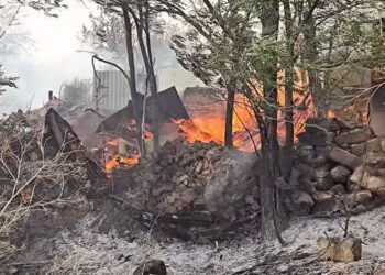 Ворог продовжує руйнувати Очаків (ВІДЕО)