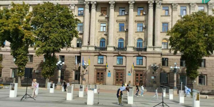 У Миколаєві відкрилась “Алея Незламних Міст” (ФОТО)