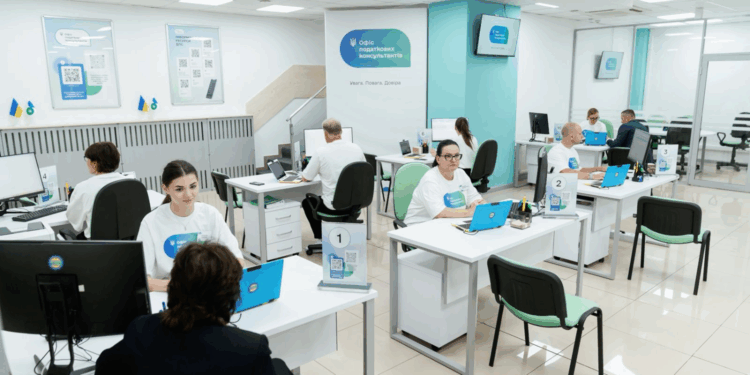 Офіси податкових консультантів: чим відрізняється новий сервіс ДПС і де нас знайти