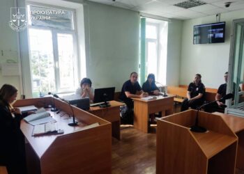 На Миколаївщині жінка закінчила сварку з чоловіком ножем в груди – він помер