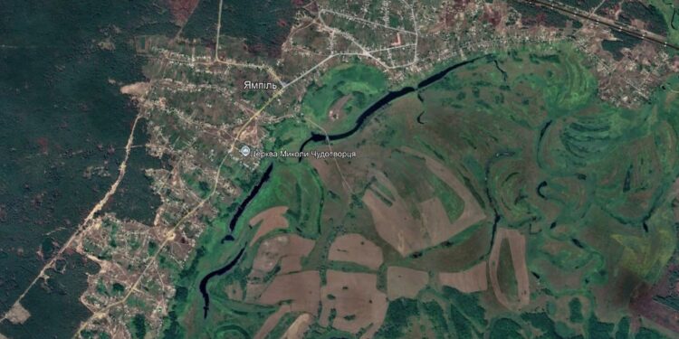 Російські загарбники перевдягаються в цивільне, щоб  під виглядом місцевих проникнути в Ямпіль