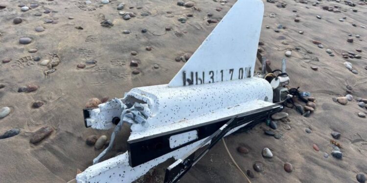 У Латвії на пляжі знайшли уламок російського дрона