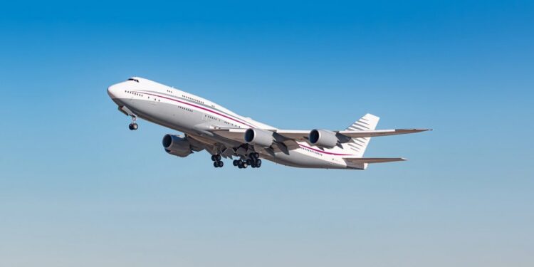 Пентагон модернізує подарований Трампу Boeing 747 – за гроші з програми створення міжконтинентальної балістичної ракети