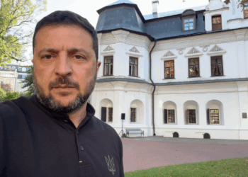 «Цей тиждень наблизив узгодження 19-го пакету санкцій, очікуємо на затвердження, швидко синхронізуємо пакет в Україні» – звернення Зеленського (ВІДЕО)
