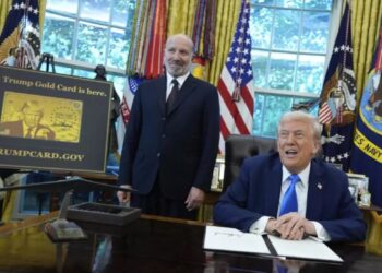 $100 тисяч за візи: Трамп встановлює нові вимоги для компаній, де працюють іноземці