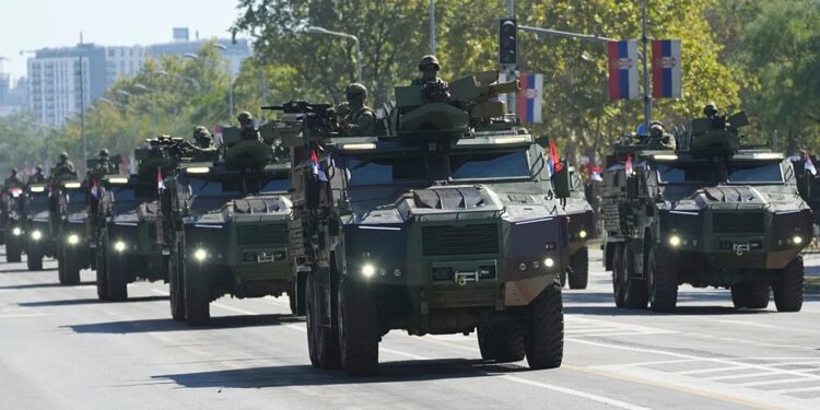 Сербія провела масштабний військовий парад, який називають «найбільшою демонстрацією армійської сили країни» (ВІДЕО)
