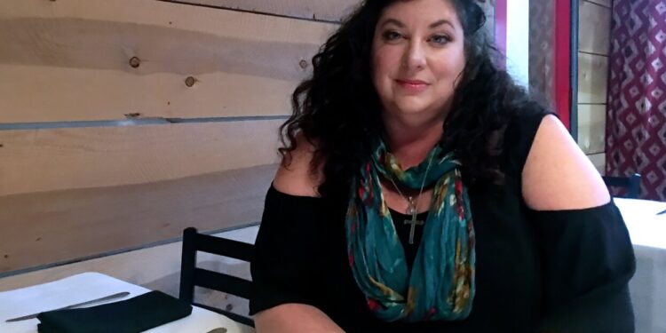 Путін дав громадянство РФ колишній помічниці Байдена, яка звинувачувала його в домаганнях