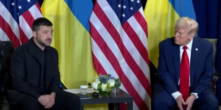 Трамп і Зеленський зустрілися. Що сказали під час публічної частини (ВІДЕО)