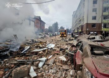 У Києві влучання в будівлю Інституту кардіології – там 2 загиблих (ФОТО, ВІДЕО)