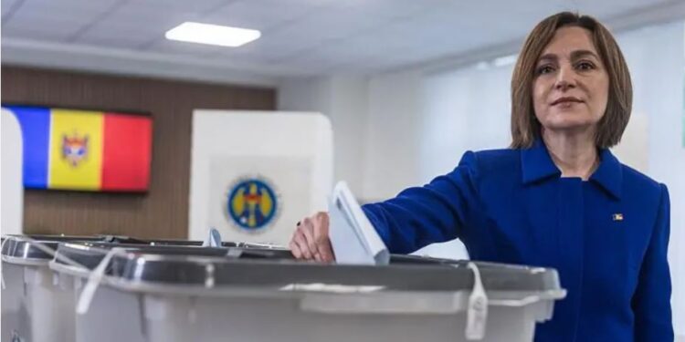 Вибори в Молдові: партія Санду матиме більшість у парламенті (ФОТО)
