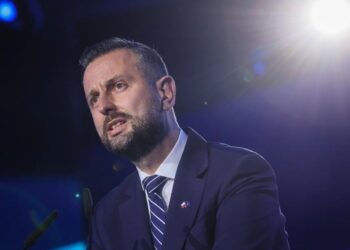 Гріх не скористатися досвідом України у «стіні дронів» – міністр оборони Польщі