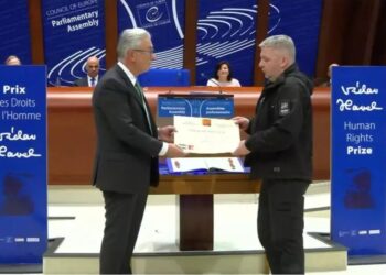 Вперше в історії. Українець Максим Буткевич, який побував у російському полоні, отримав престижну премію ім.В.Гавела (ВІДЕО)