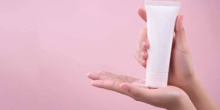 Топ-10 кондиціонерів для відновлення волосся