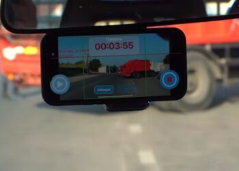 З іноземними партнерами Миколаїв запускає проєкт з моніторингу стану доріг з використанням ШІ. Правда, не зрозуміло, чи підуть за цим ремонти