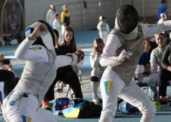 ЮЧУ 2025 з фехтування: у командних змаганнях рапіристів миколаївці теж зійшли на п’єдестал (ФОТО)