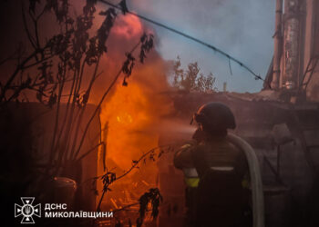З 15 пожеж за минулу добу на Миколаївщині одна спалахнула через ворожі обстріли (ФОТО)