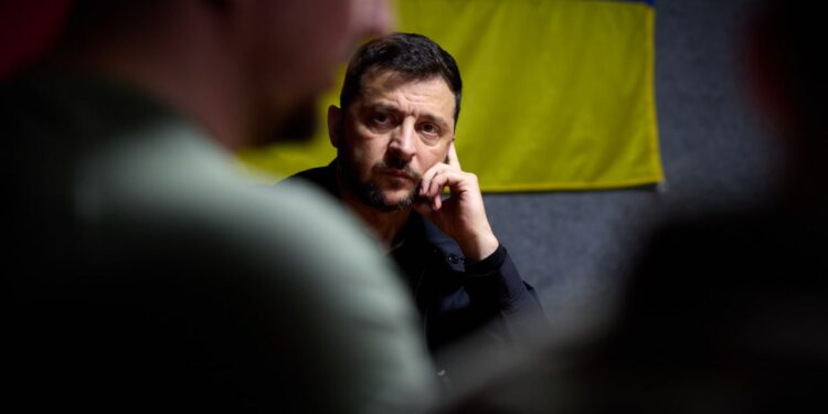 Зеленський зустрівся з миколаївськими десантниками на Донеччині – про що говорили (ФОТО)