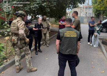 У Дніпрі командир ЗСУ організував комерційну схему втечі з учебки (ФОТО)