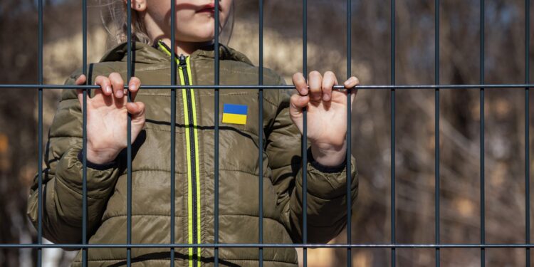 Реєстр збитків для України – тепер можна подати заяви про насильницьке переміщення або депортацію дітей та дорослих