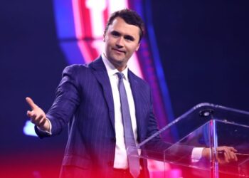 ЗМІ дізналися ім’я ймовірного вбивці Чарлі Кірка: його “здав” батько