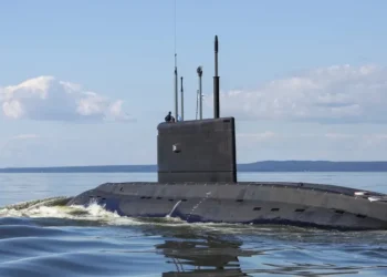 У Середземному морі бідує російська субмарина – трюм заливає паливом. Перед тим “нежданчик” був у Криму (ФОТО)