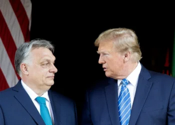 Орбан любить американського президента і російську нафту. Тепер доведеться зробити вибір
