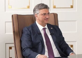 Хорватія готова забезпечити Словаччину і Угорщину нафтою, було б бажання, – прем’єр Пленкович (КАРТА)