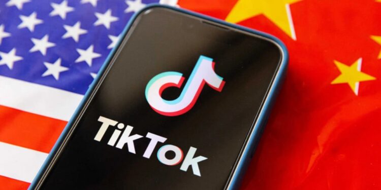 Китай і США попередньо домовились щодо TikTok, але розповідають різне