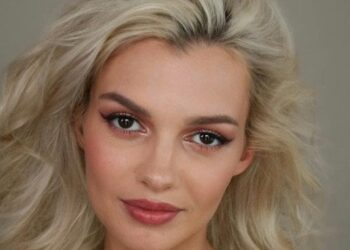 Маск стверджує що демократичні ЗМІ замовчують вбивство українки у США (ФОТО, ВІДЕО)