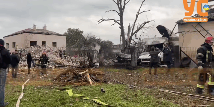 На Львівщині внаслідок прямого попадання в будинок загинули 4 людини (ВІДЕО)