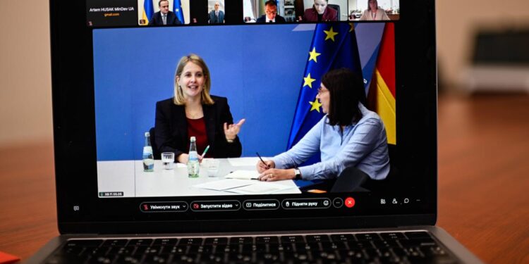 Уряд Німеччини готовий підтримати створення в Україні системи соціального житла. Про що йдеться