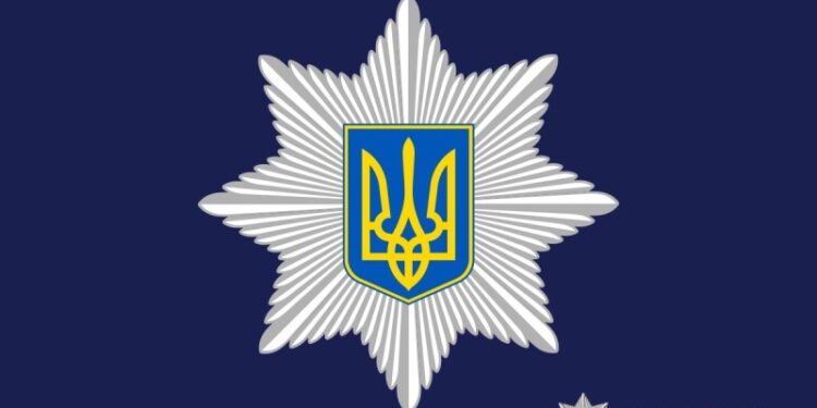 Бив власного собаку – на Миколаївщині поліція притягнула чоловіка до адмінвідповідальності