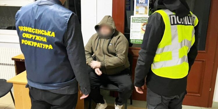 На Миколаївщині підозрюють експосадовця у привласненні понад 700 тис.грн. на поставці труб