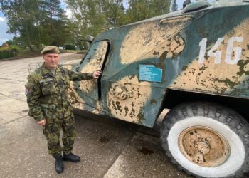 Молдова подарувала Чехії радянський бронетранспортер, який брав участь у вторгненні 1968 року (ФОТО)