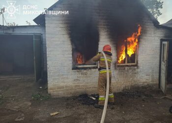 За добу на Миколаївщині ліквідовано 5 пожеж, переважно – в житлі (ФОТО)