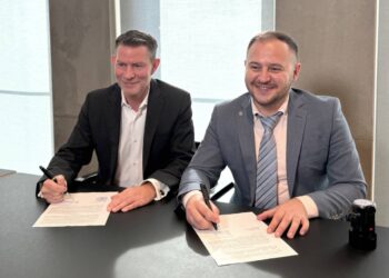 Компанія з Ганноверу допоможе компанії з Миколаєва управляти міським житловим фондом – угоду підписано