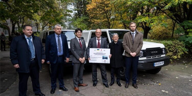 Україна отримала від Японії обладнання для аналізу грунтів