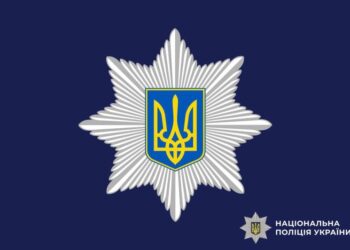 У парку Миколаєва серед білого дня 24-річний молодик підрізав чоловіка