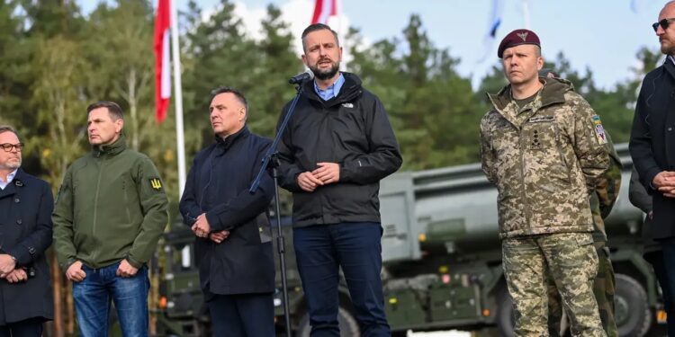 У Польщі відкрито найбільший навчальний центр для підготовки українських військовослужбовців