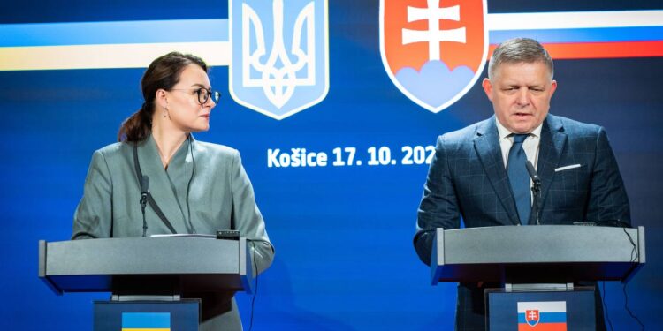 Результати зустрічі Свириденко з Фіцо – Україна та Словаччина підписали чотири угоди (ФОТО)