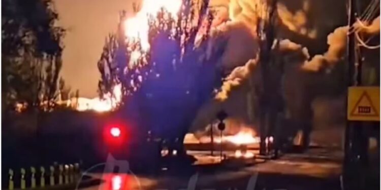 У російському Башкортостані злетів у повітря цех хімзаводу (ВІДЕО)