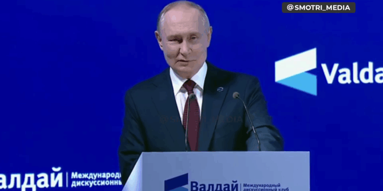 Так от воно шо. Путін заявив, що РФ двічі просилася в НАТО, але її послали (ВІДЕО)