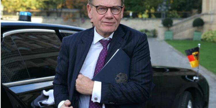 Німеччина заявила, що поважає рішення Польщі не видавати підозрюваного в підриві Північного потоку